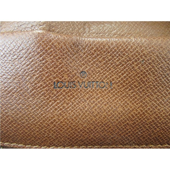 Louis Vuitton Men's Brown Monogram Messenger Bag - Picture 14 of 16